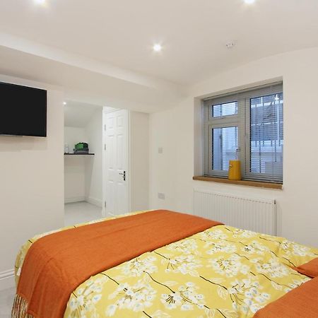 Апартаменти Splendid Flat In Kensington Olympia Лондон Екстер'єр фото