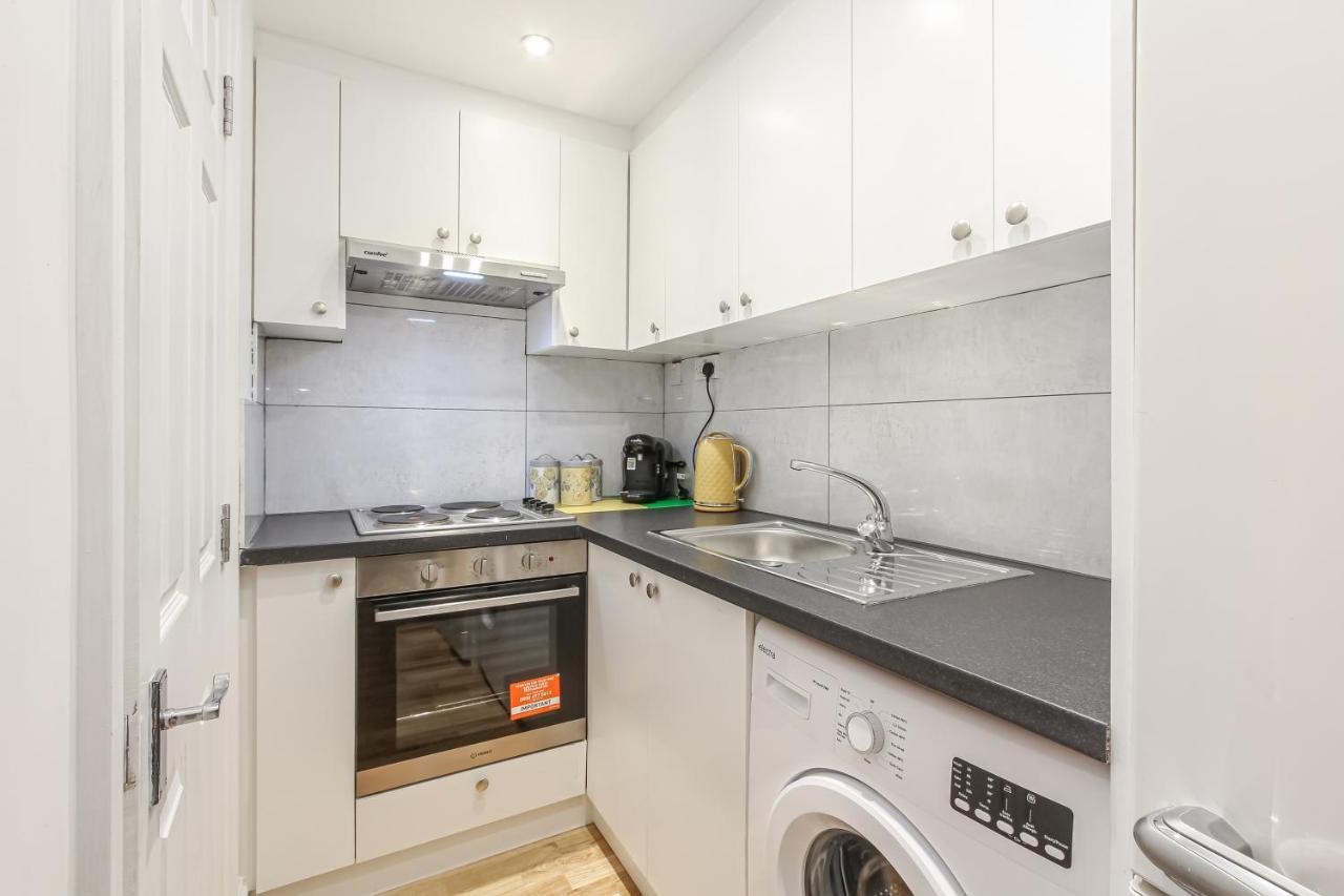 Апартаменти Splendid Flat In Kensington Olympia Лондон Екстер'єр фото